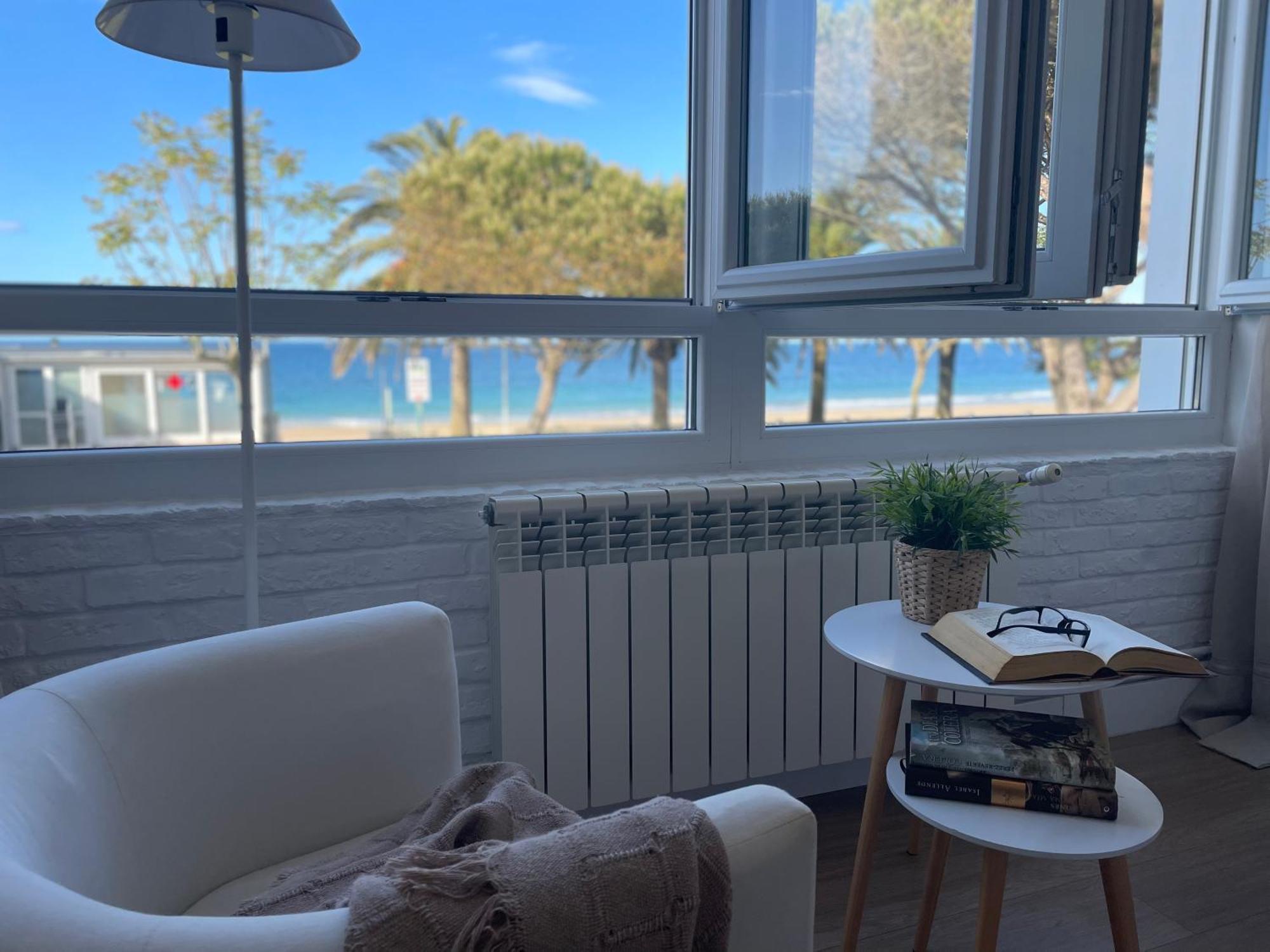Apartamento Comillas Beach Extérieur photo