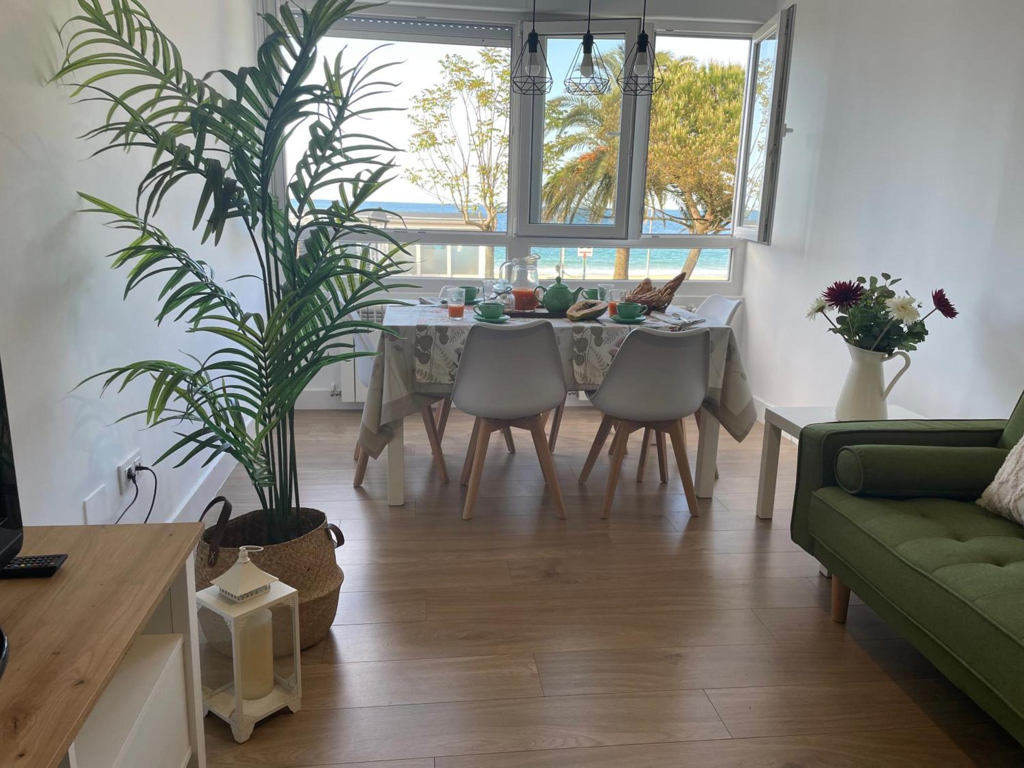 Apartamento Comillas Beach Extérieur photo